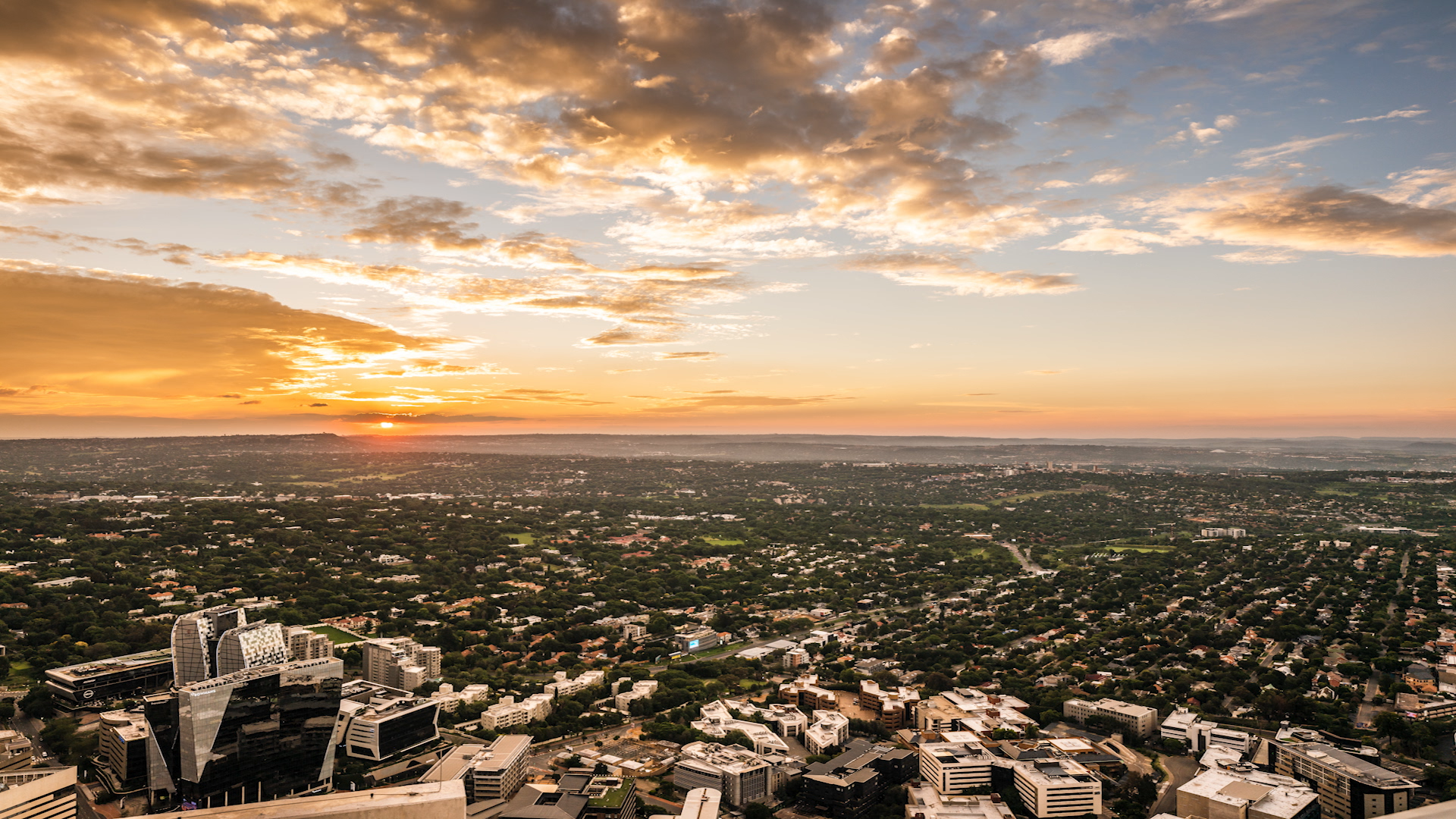 Sunset rituals at Alto Bar